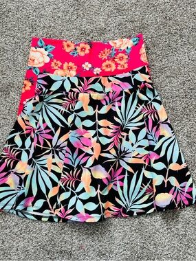 Charlotte Russe Black Tropical Print Circle Skirt with Coral Waistband